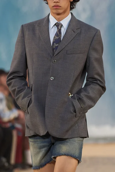 Look 51